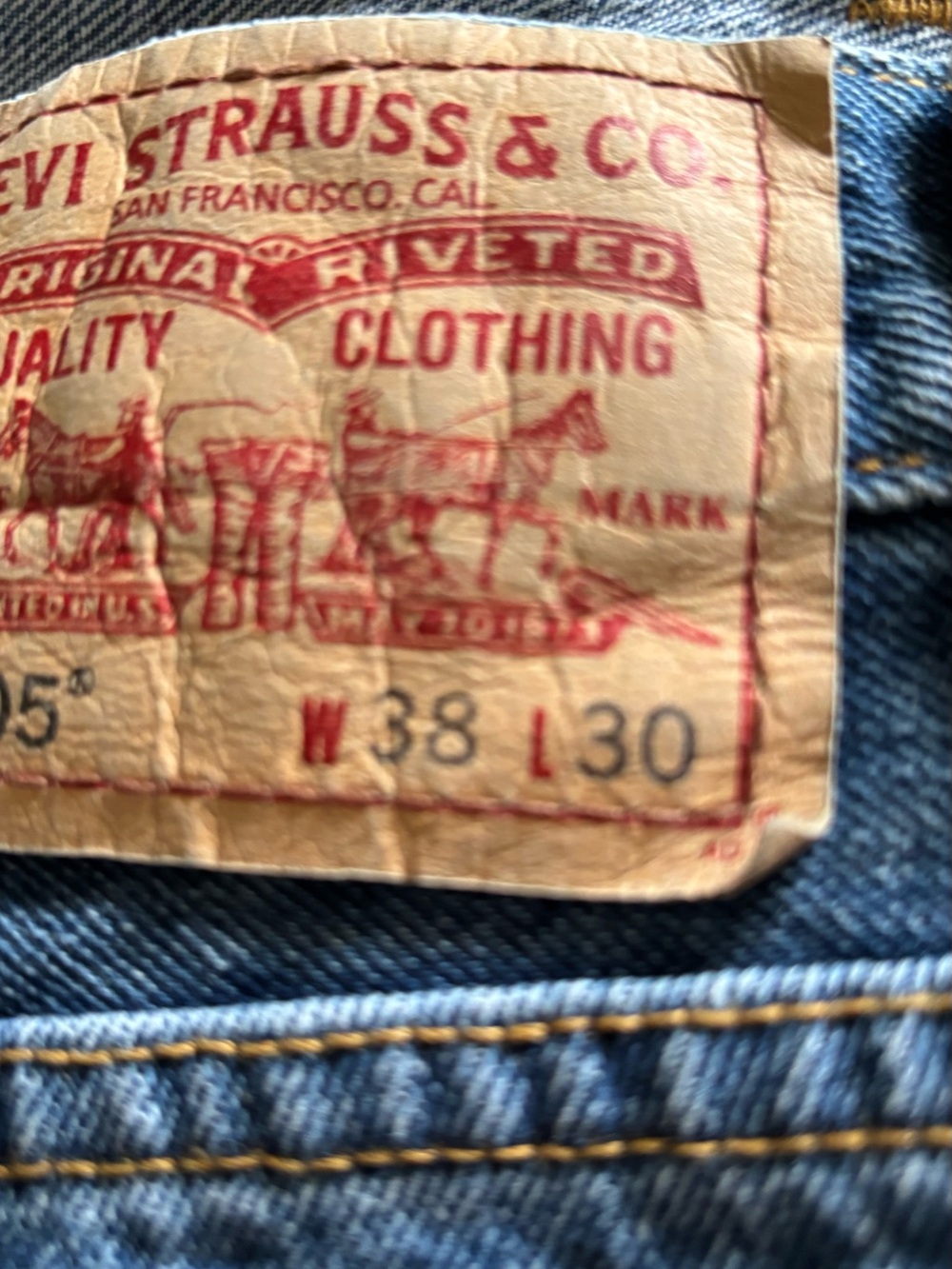 Levi's 505 Men’s Blue Denim Regular Fit Jeans 38X30 - Picture 4 of 4